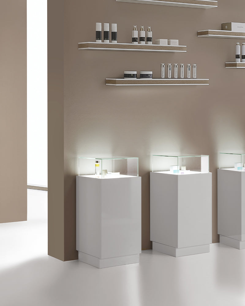 Light - Modulo display bianco per banco reception